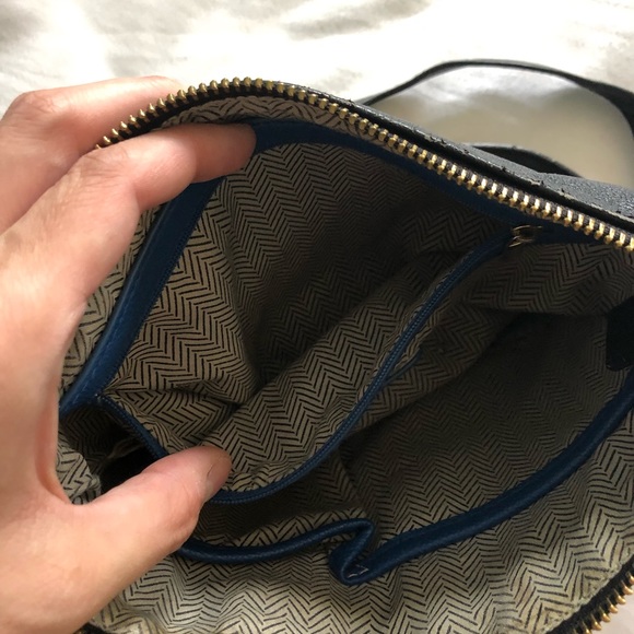 Steve Madden Crossbody Bag - Picture 6 of 7